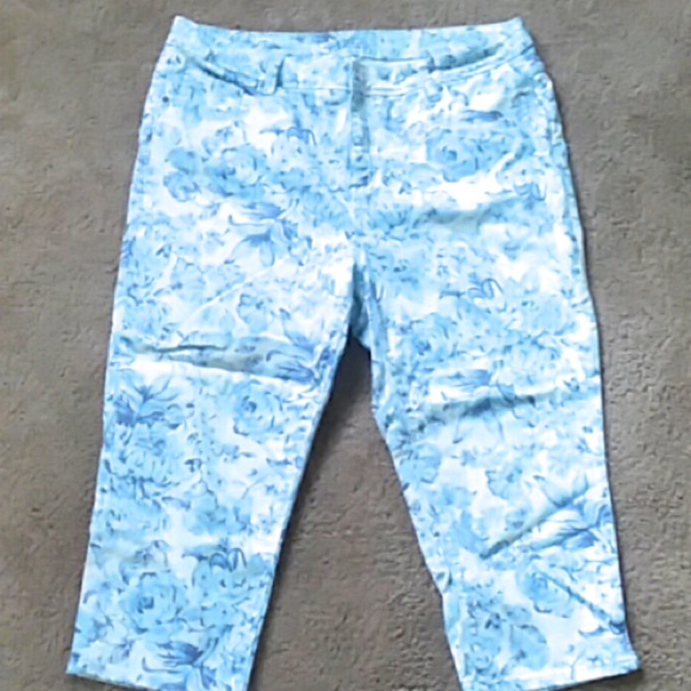20 Designer jeans blue floral white